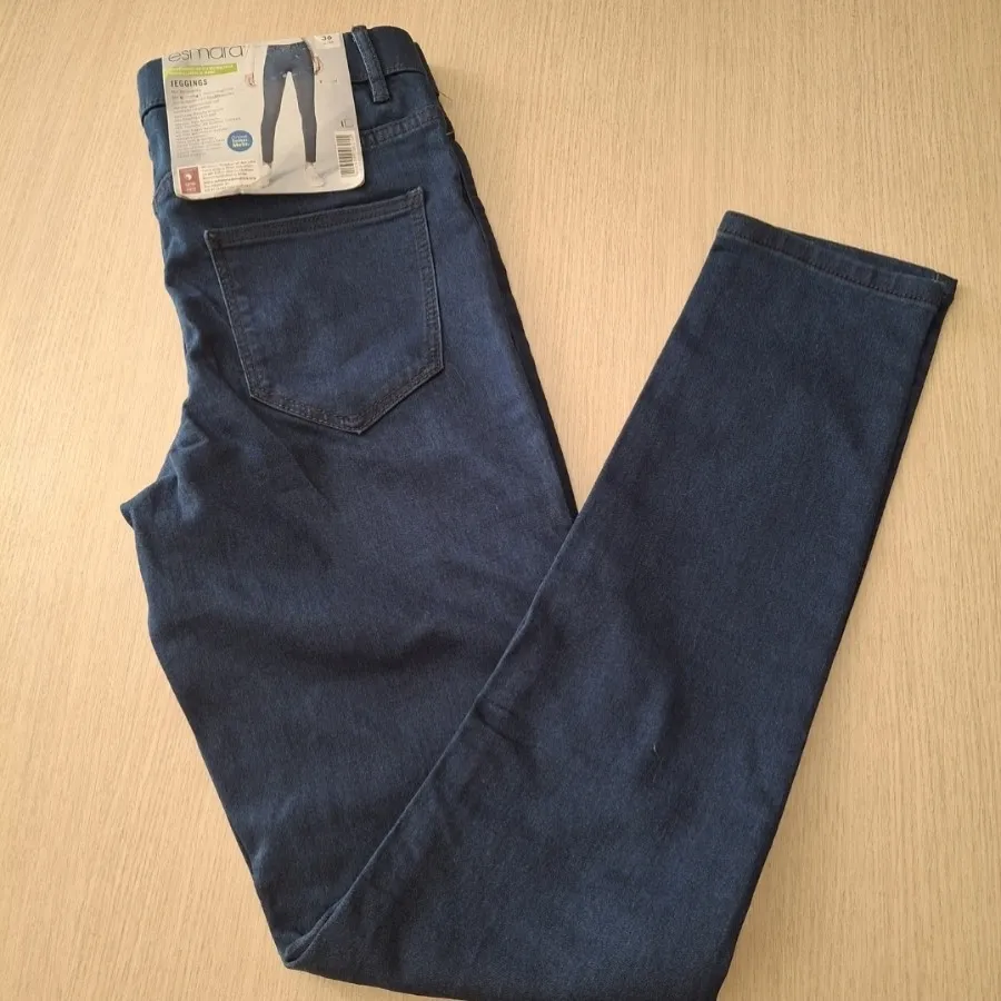 لگ جین اسمارا