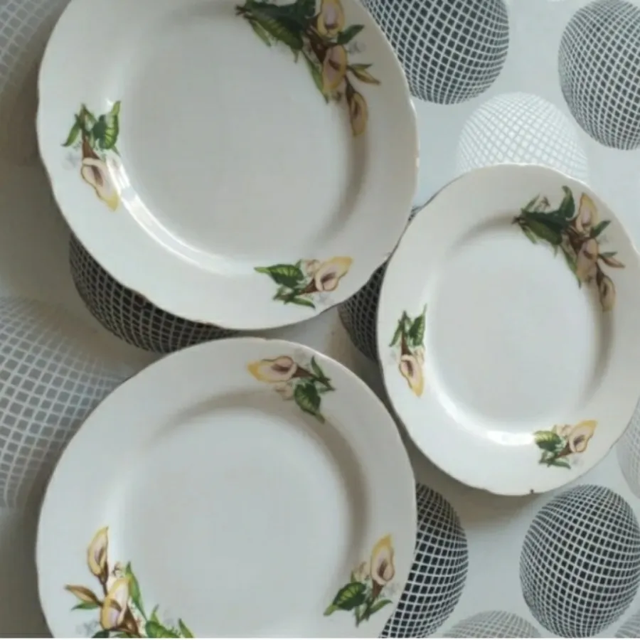 بشقاب گل شیپوری