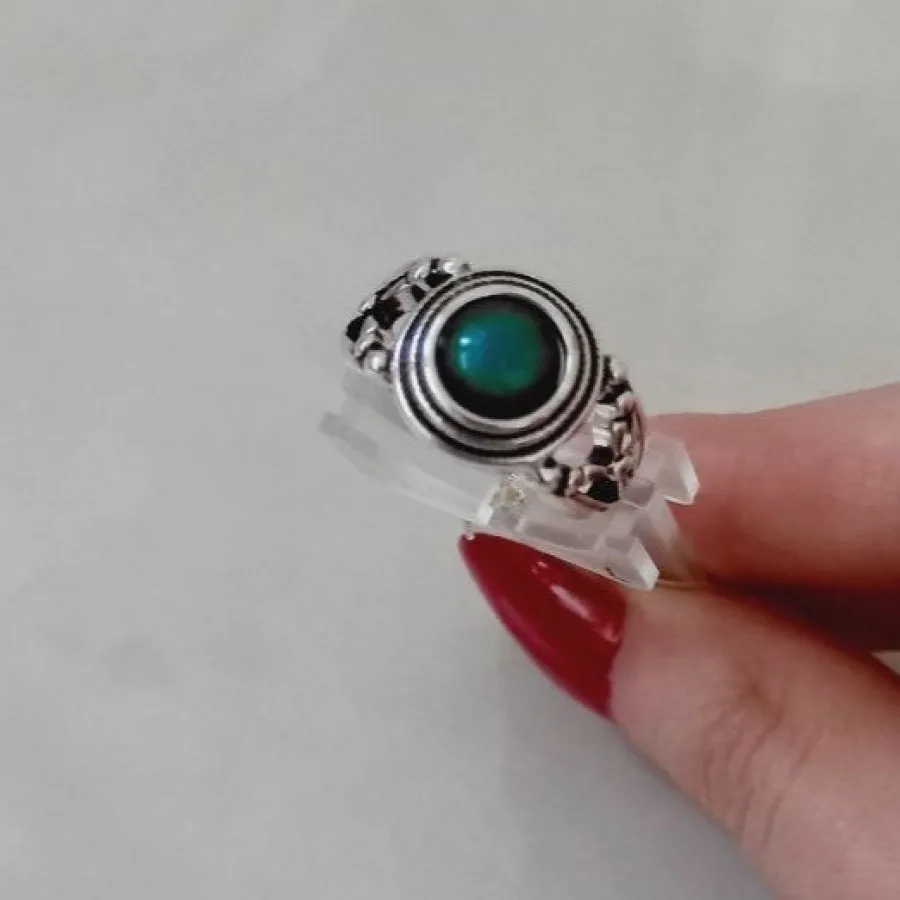 انگشتر جذاب و زیبا