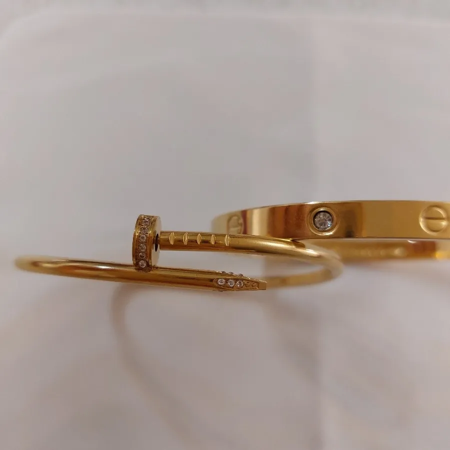 بنگل کارتیر و بنگل میخ