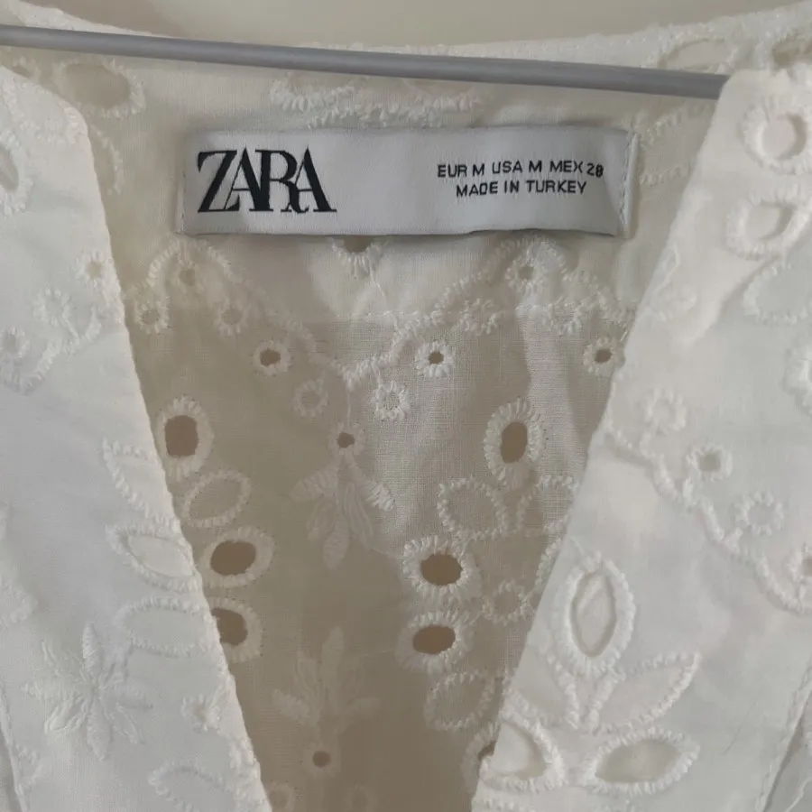 پیراهن خامهدوزی Zara