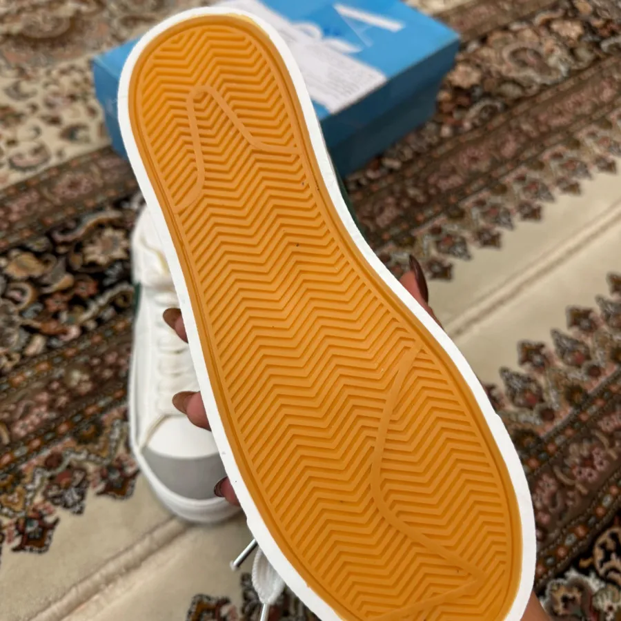 کتونی نایکی سفید