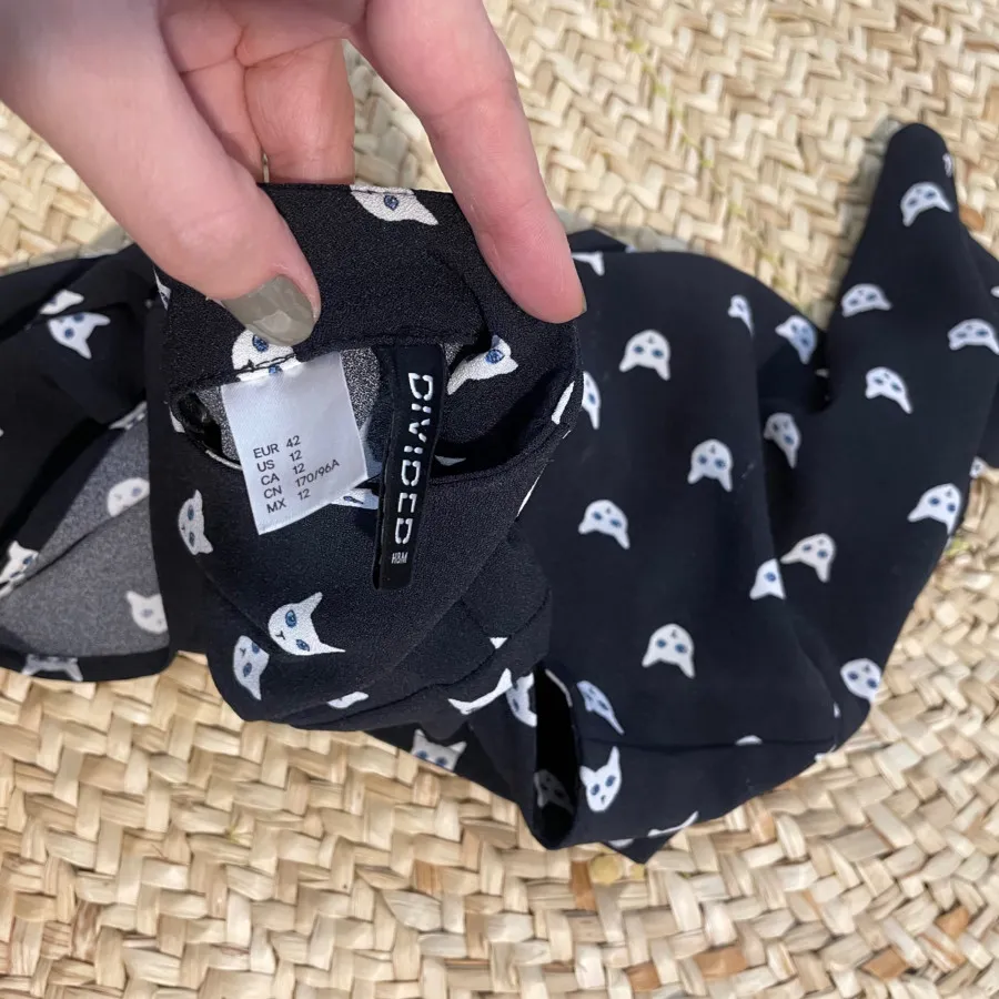 بلوز کراپ اج اند ام