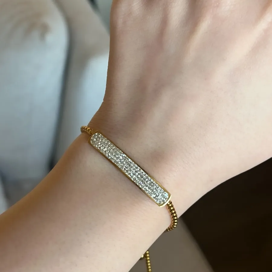 دستبند مونیکا