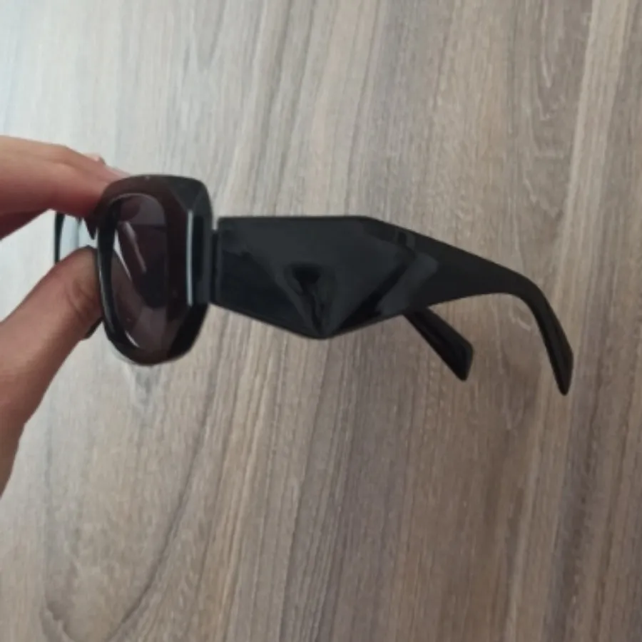 عینک آفتابی