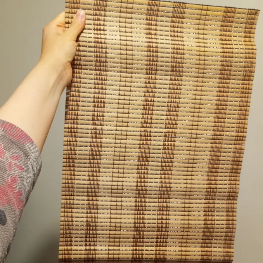 سفره و زیر بشقابی حصیری