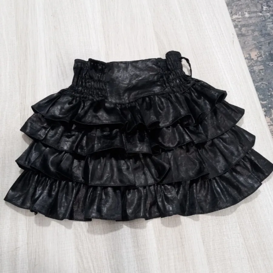 ست نیم تنه و دامن