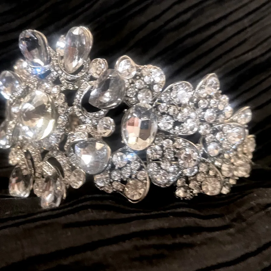 تاج عروس اتریشی