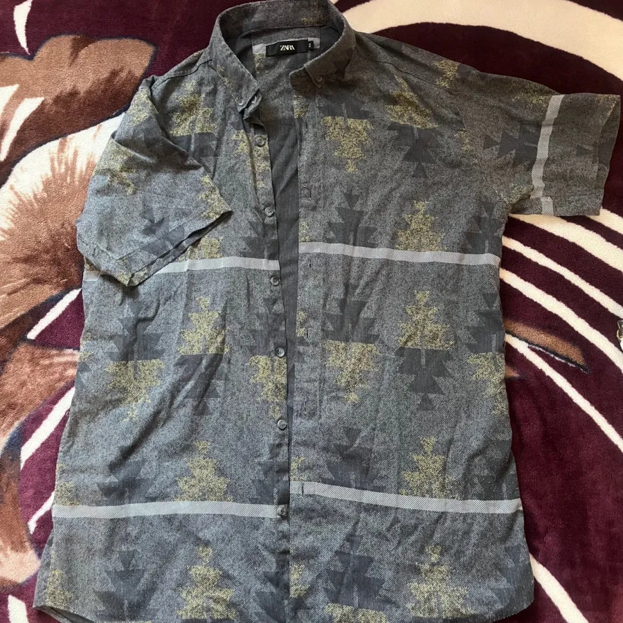 4تیشرت و پیراهن مردانه