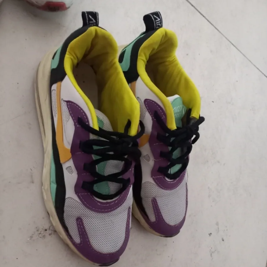 کتونی نایک ویتنام سایز 38