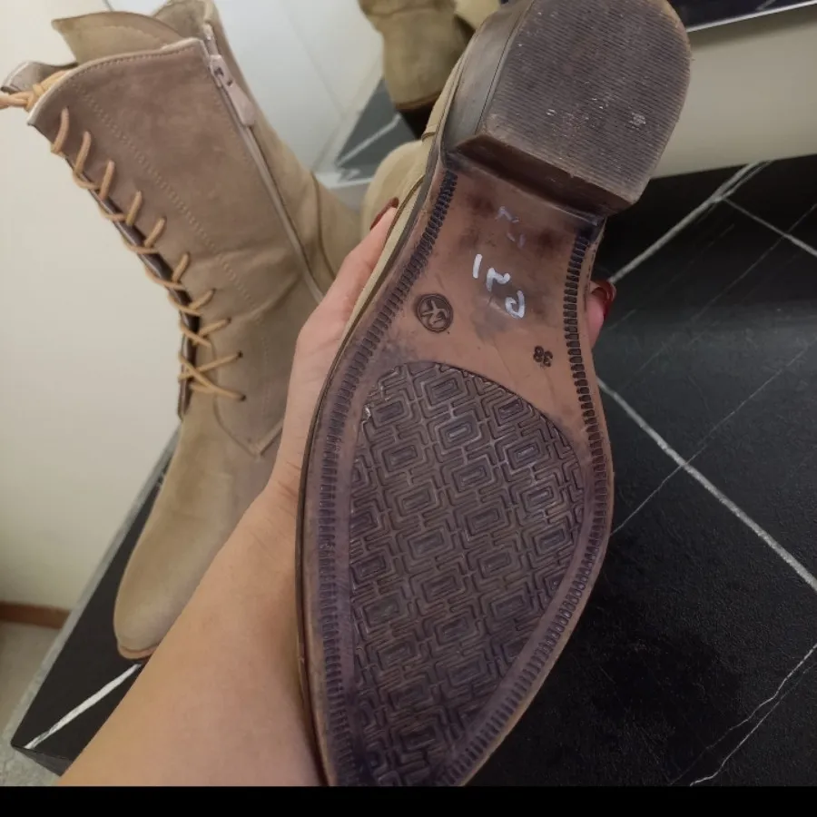 نیم بوت سایز 37 و 38