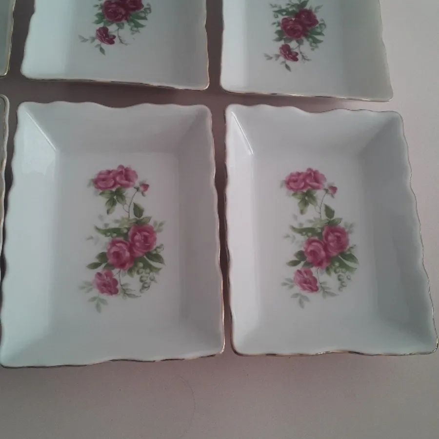 کره خوری گل سرخی