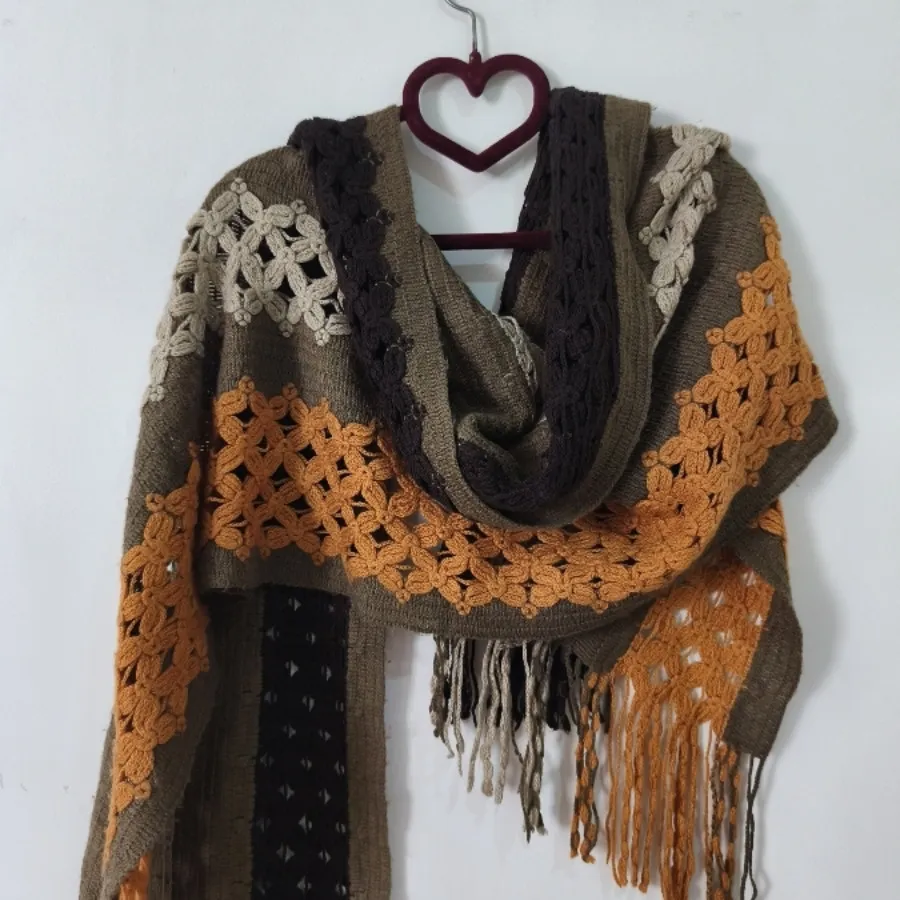 شال گرم بافت رنگارنگ