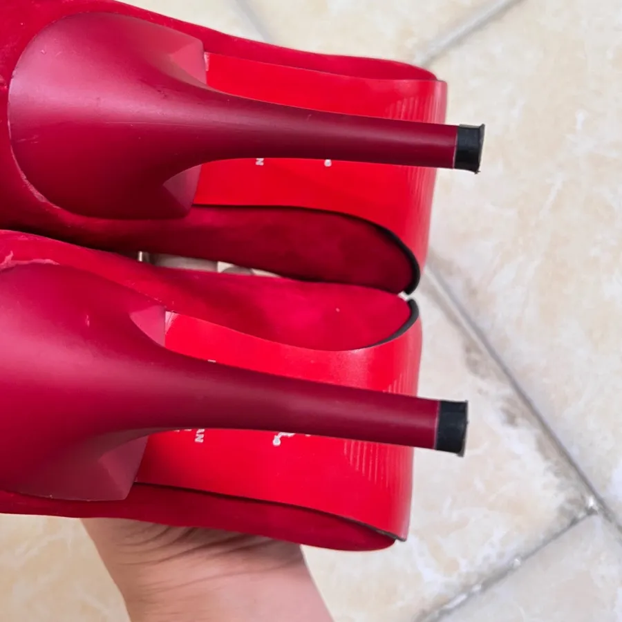 کفش مجلسی قرمز