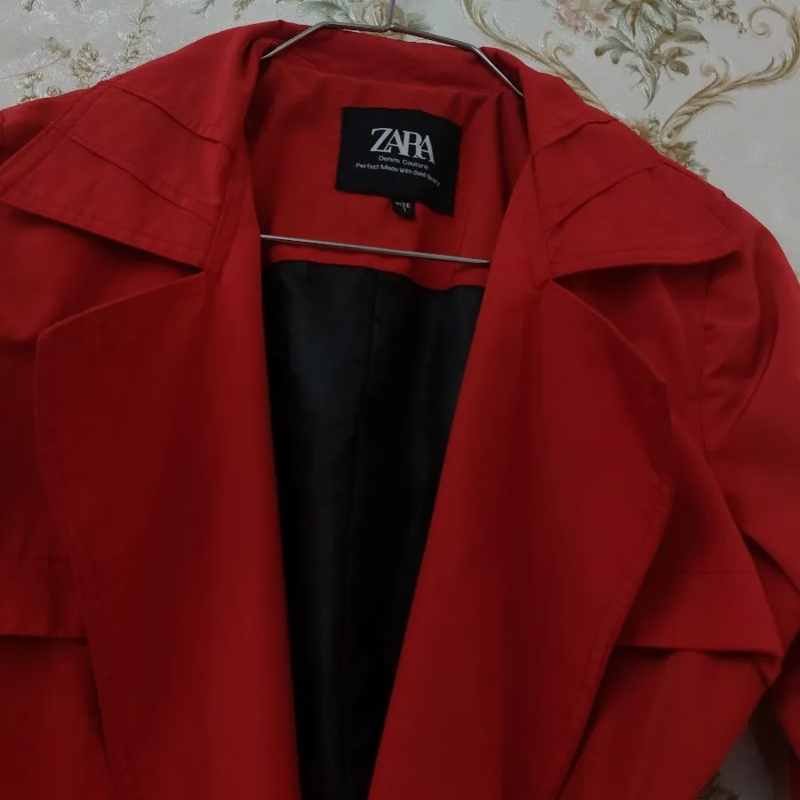 بارانی قرمز زارا