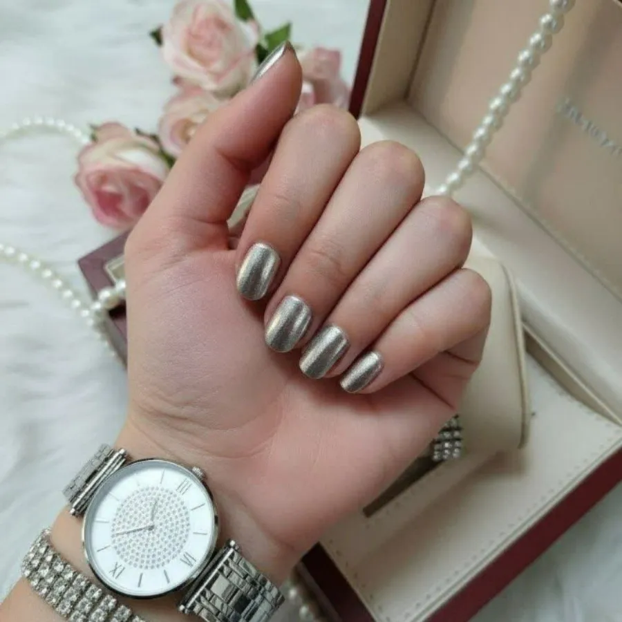 ست ساعت و دستبند نگین دار