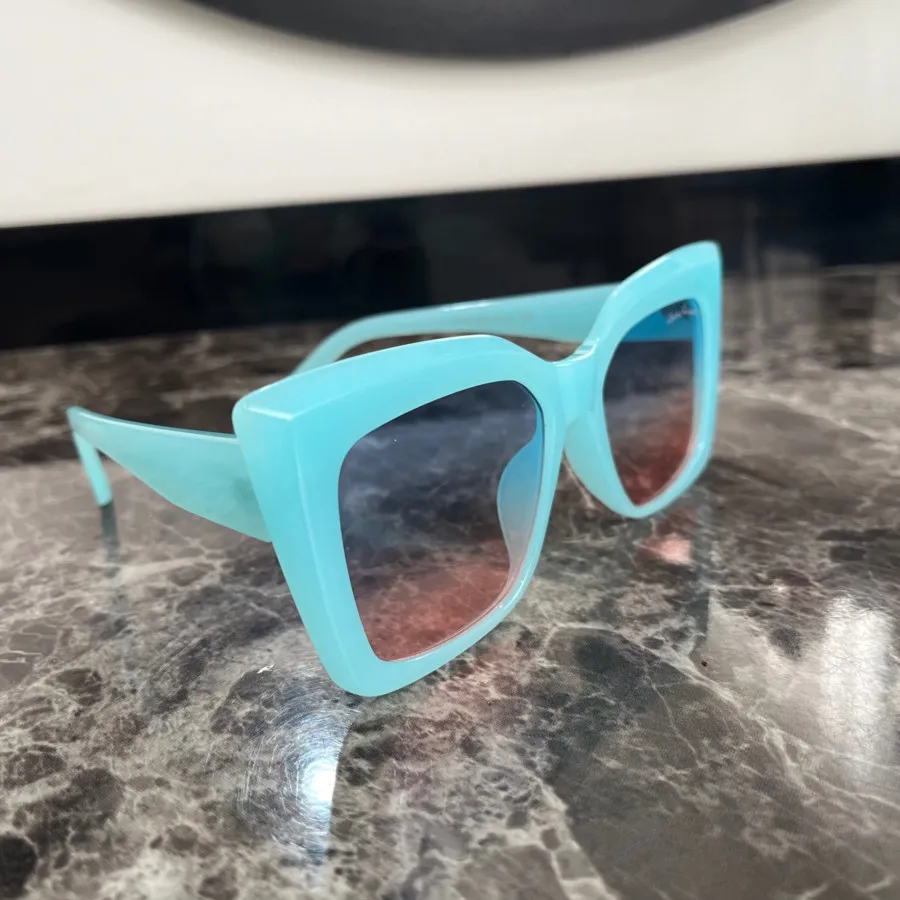 عینک دودی و دید در شب