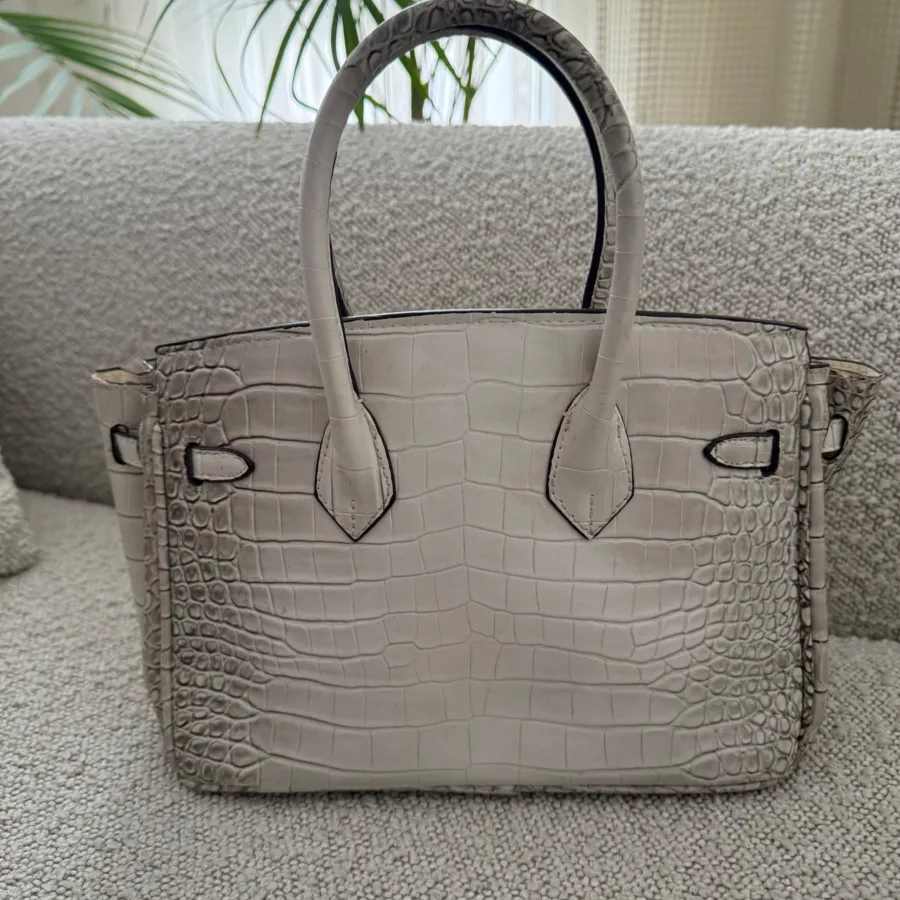 کیف هرمس same