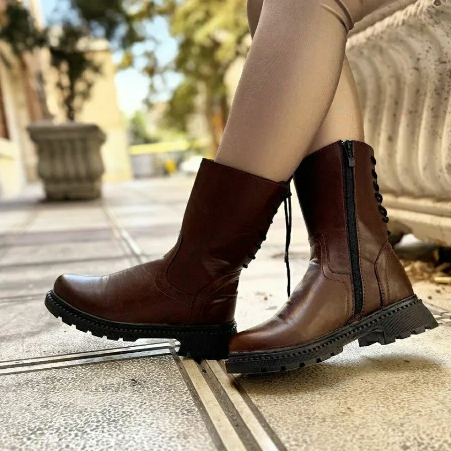 نیمبوت زنانه