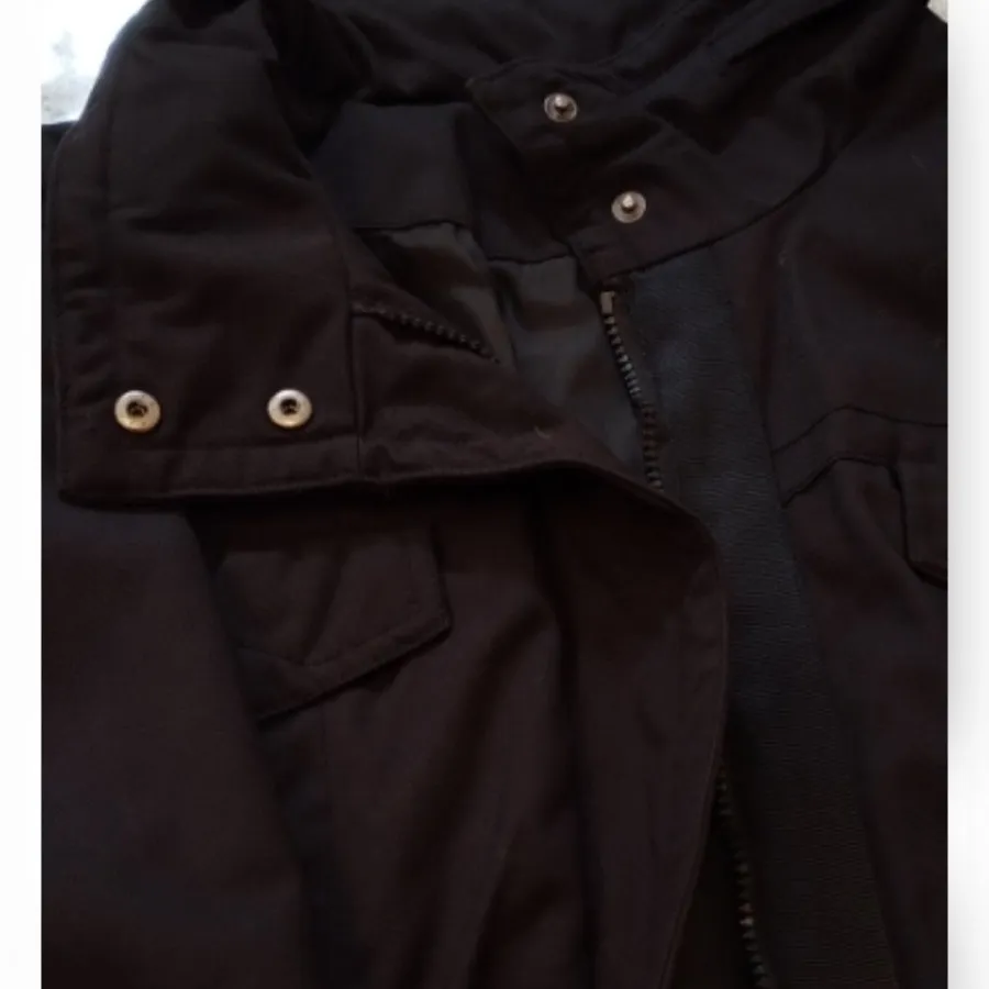 کاپشن بادگیر