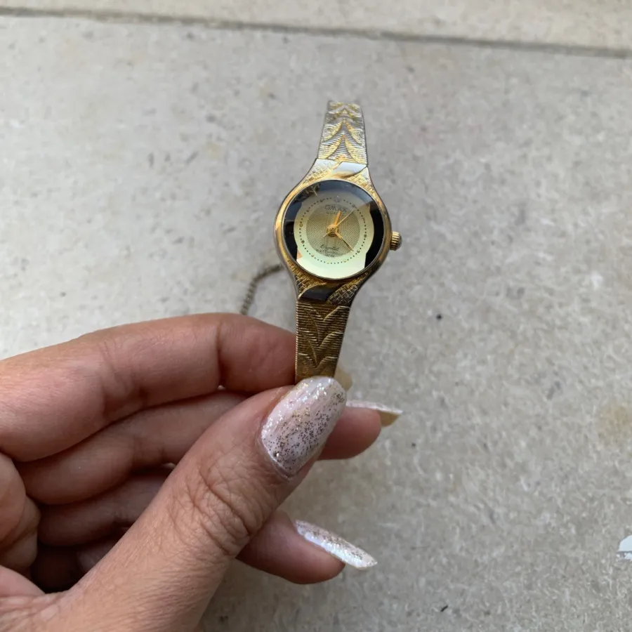 ساعت اوماکس اصل