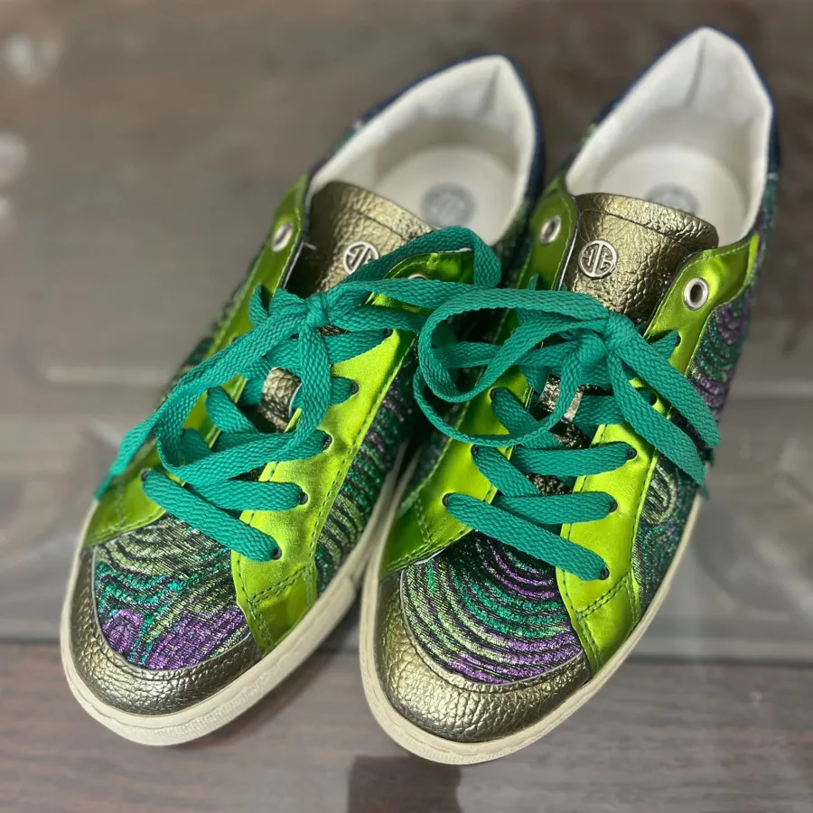 کتونی برند Elle