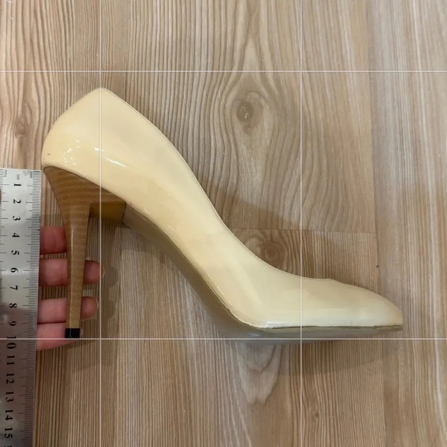 کفش پاشنه بلند