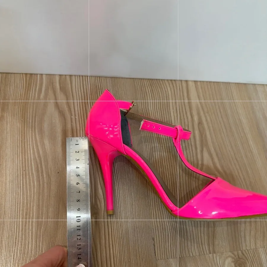 کفش پاشنه بلند