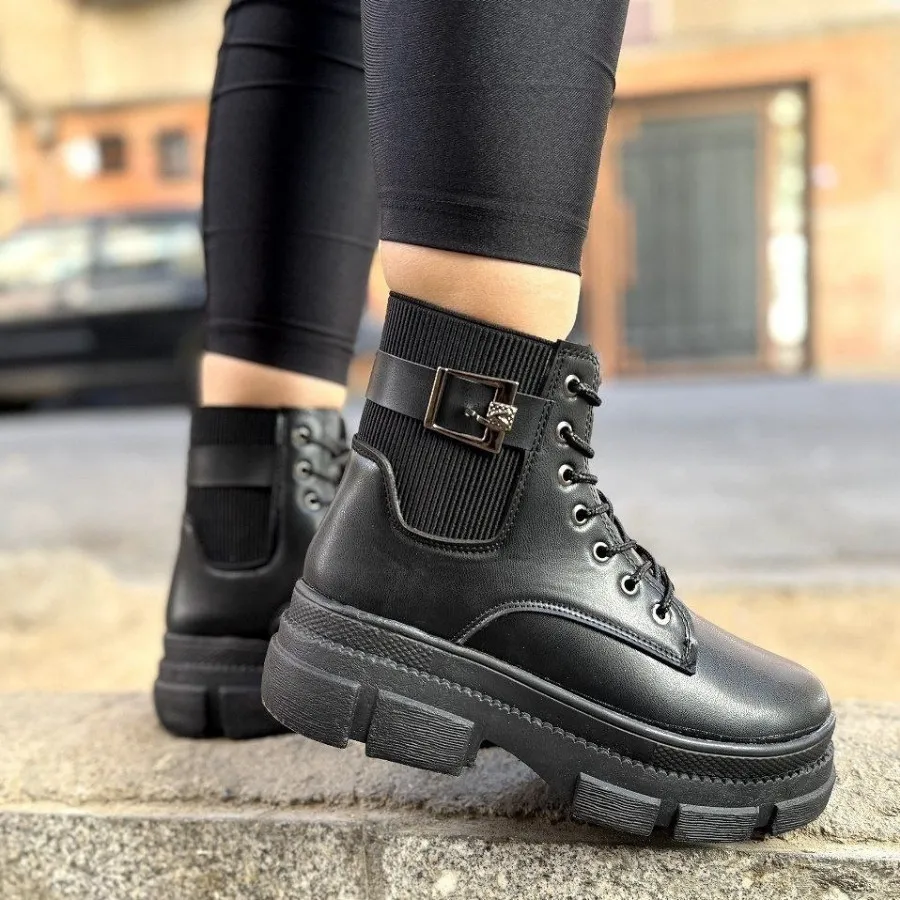 کفش نیم بوت