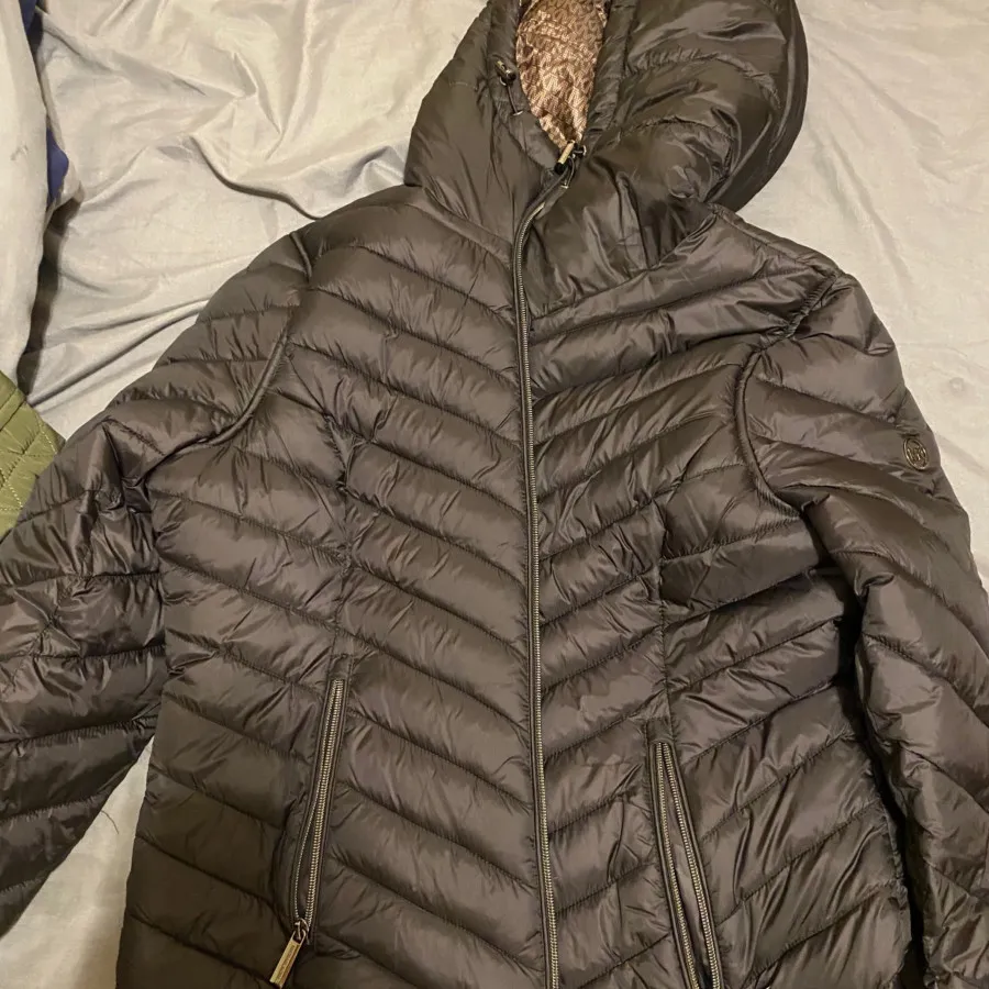 کاپشن پافر مایکل کورس