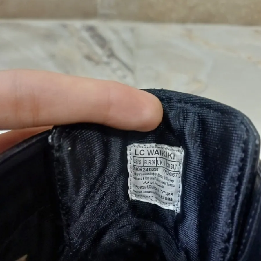 نیم بوت السی وایکیکی 3940