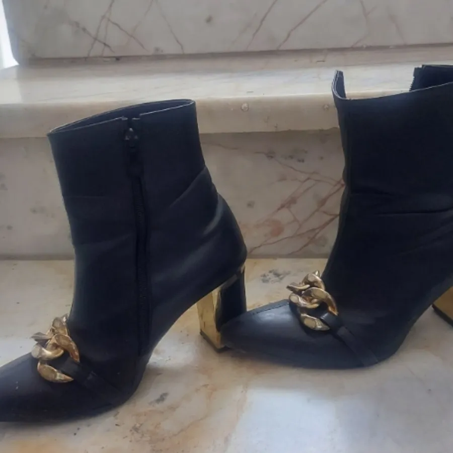 کفش نیم بوت مجلسی کارتیر