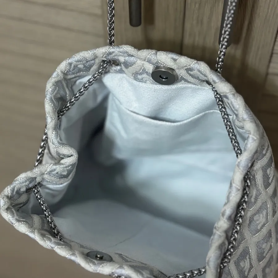 کیف دست دوز