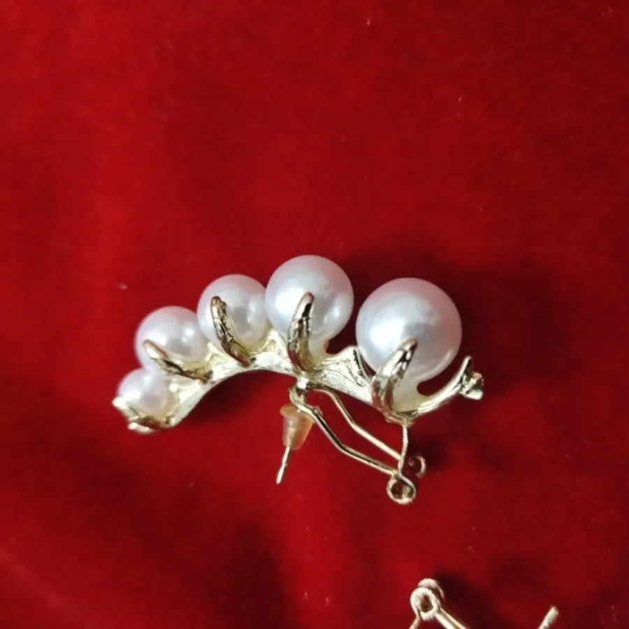 گوشواری مرواریدی