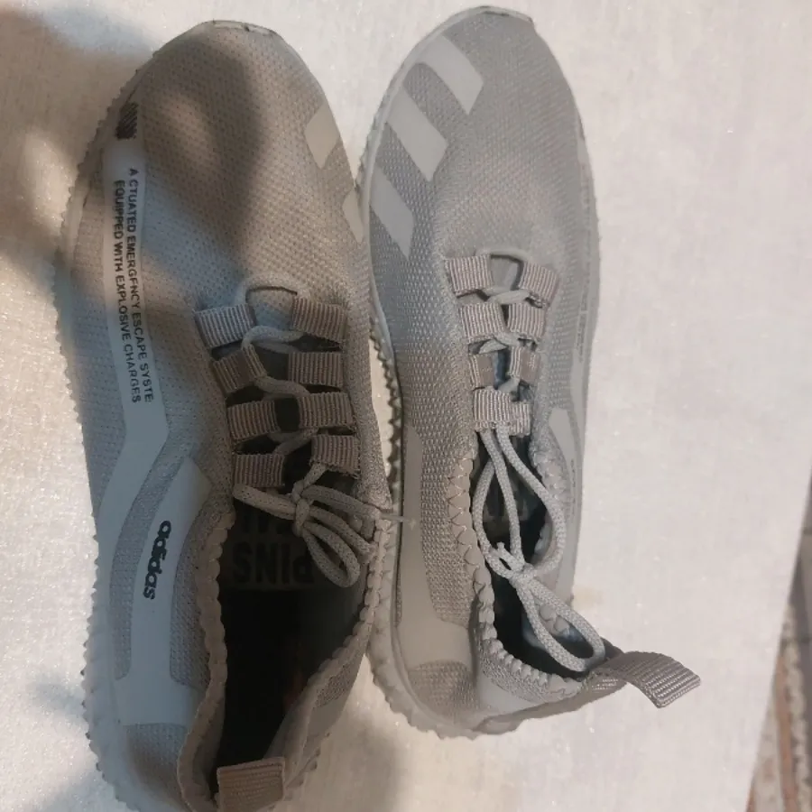 کتونی جورابی طوسی