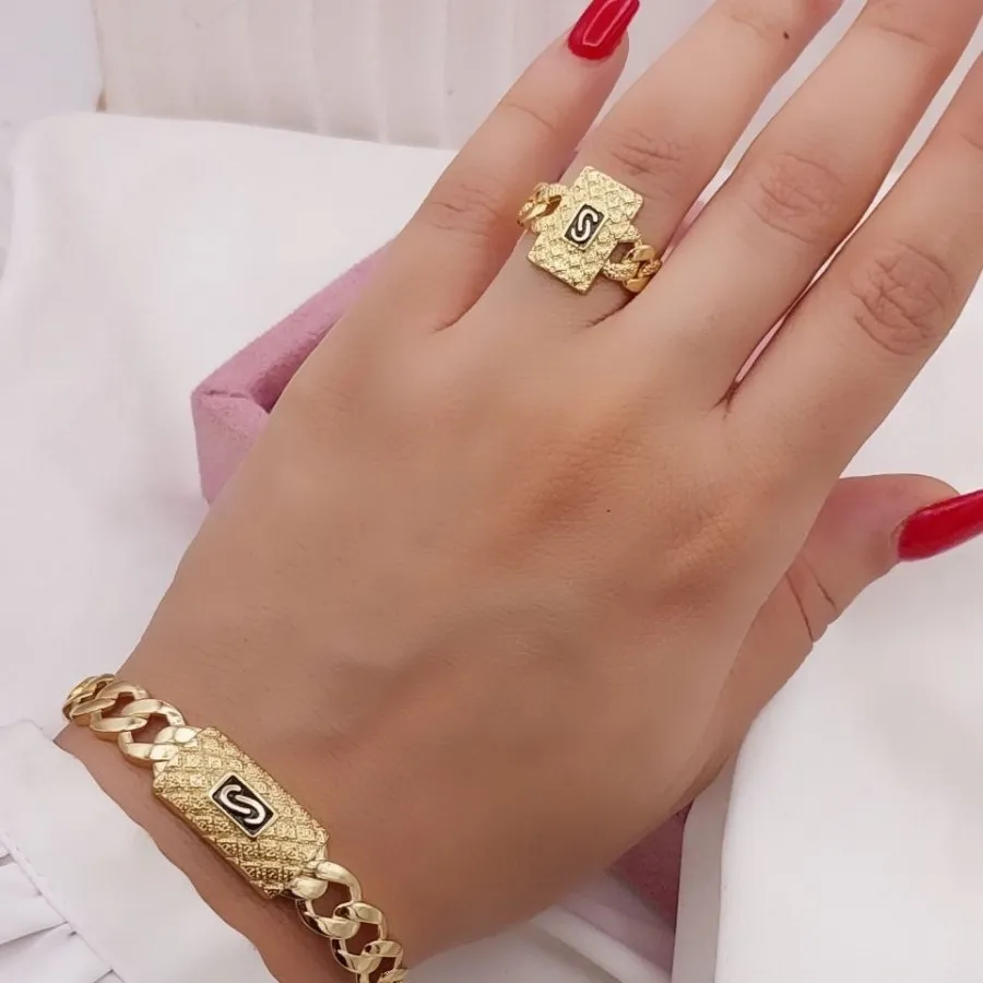 ست دستبند و انگشتر