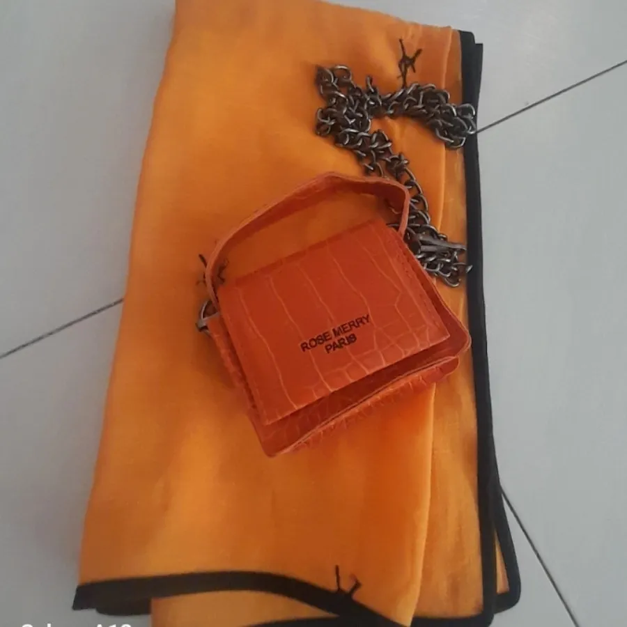 مینی بگ و اسکارف گلدوزی