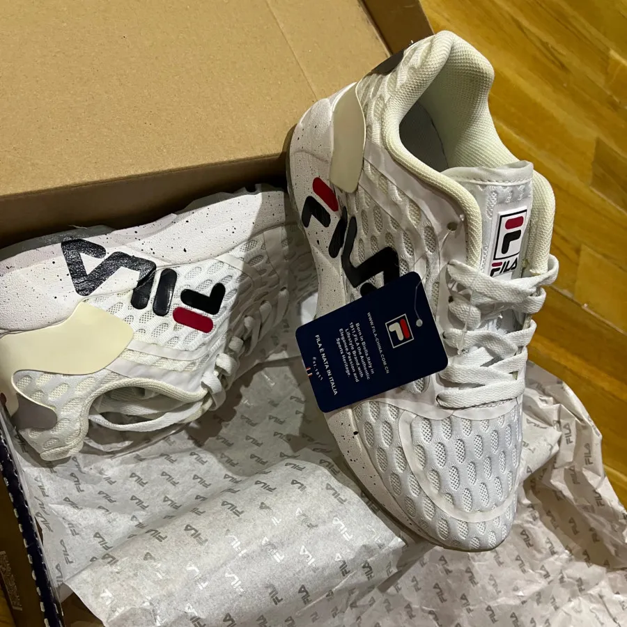 کفش مارک  FILA