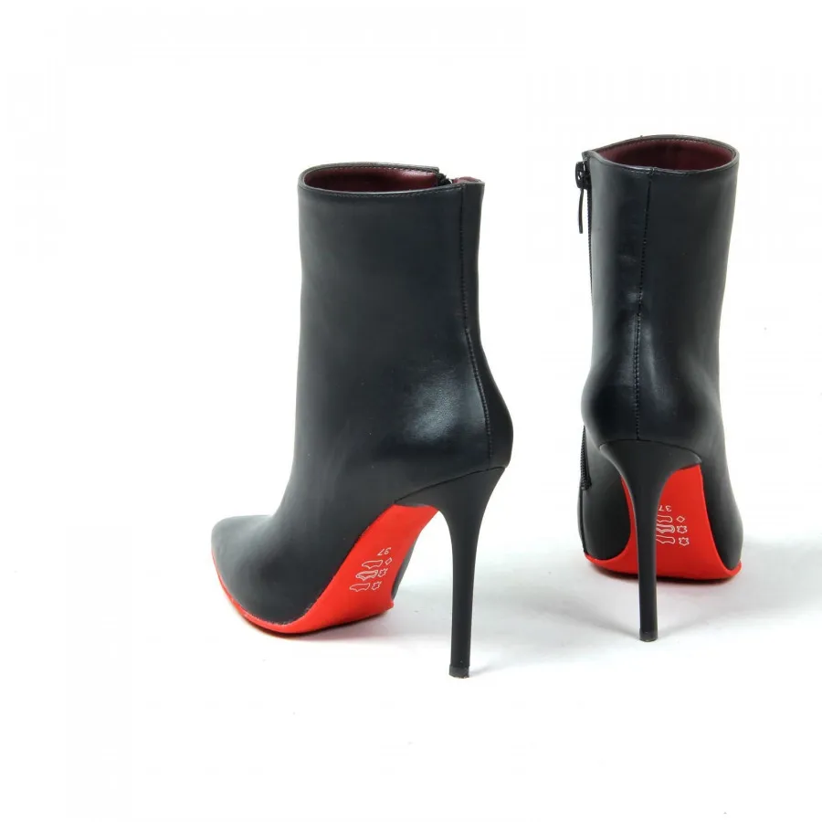 بوت زنانه پاشنه بلند