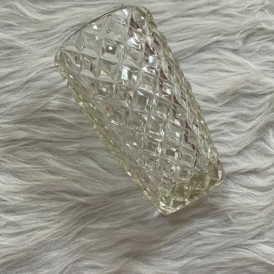 گلدان آمریکایی قدیمی