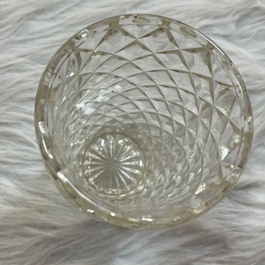 گلدان آمریکایی قدیمی