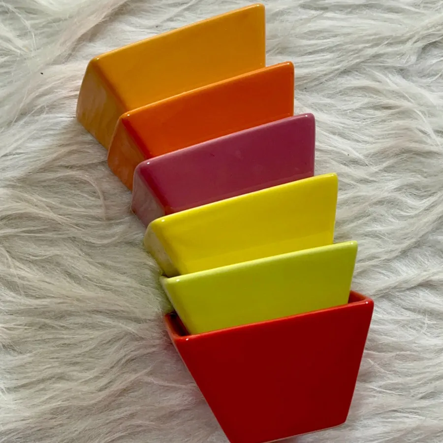 پیاله های رنگی کاربردی