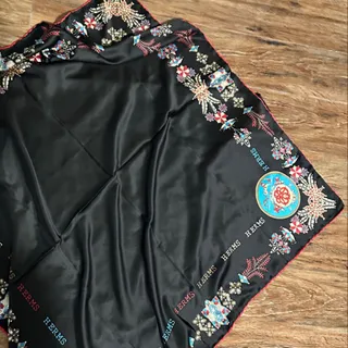 روسری ساتن مجلسی