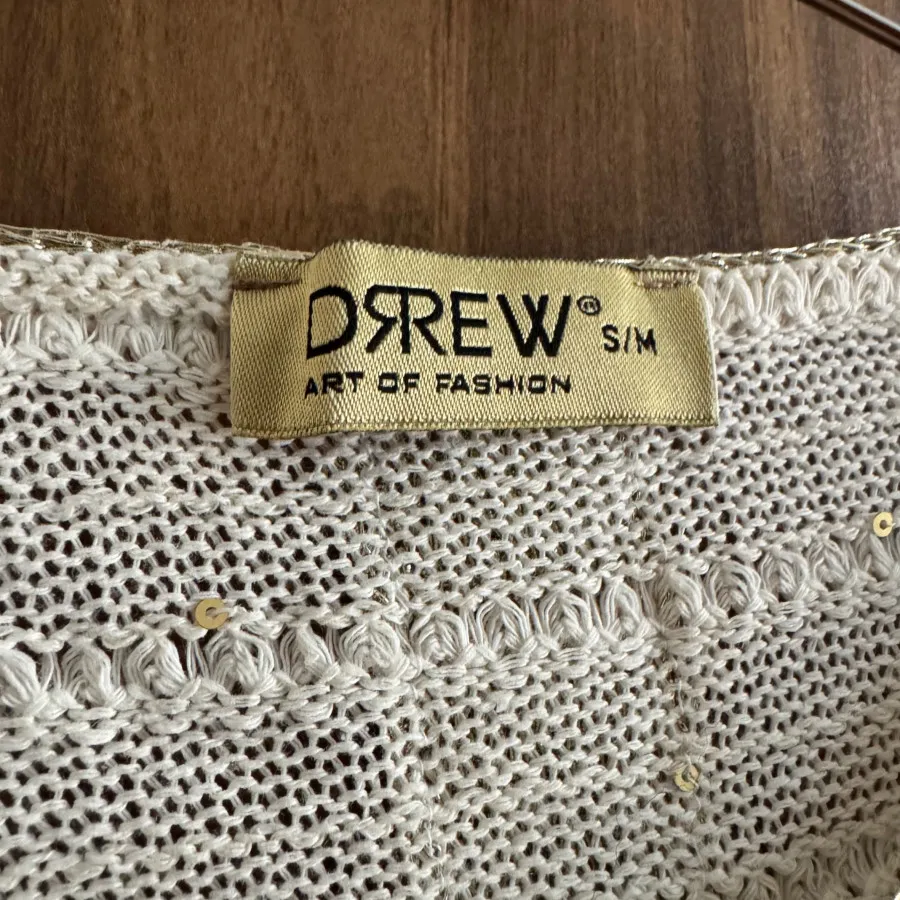 بافت سفید عروسکی پولکی زر