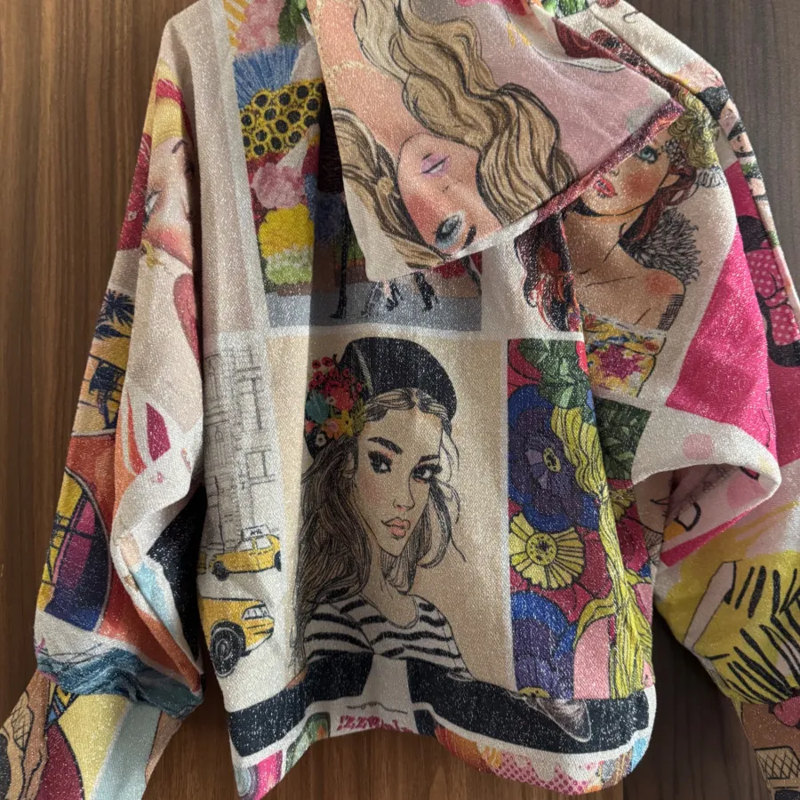 هودی کلاه دار عروسکی فری