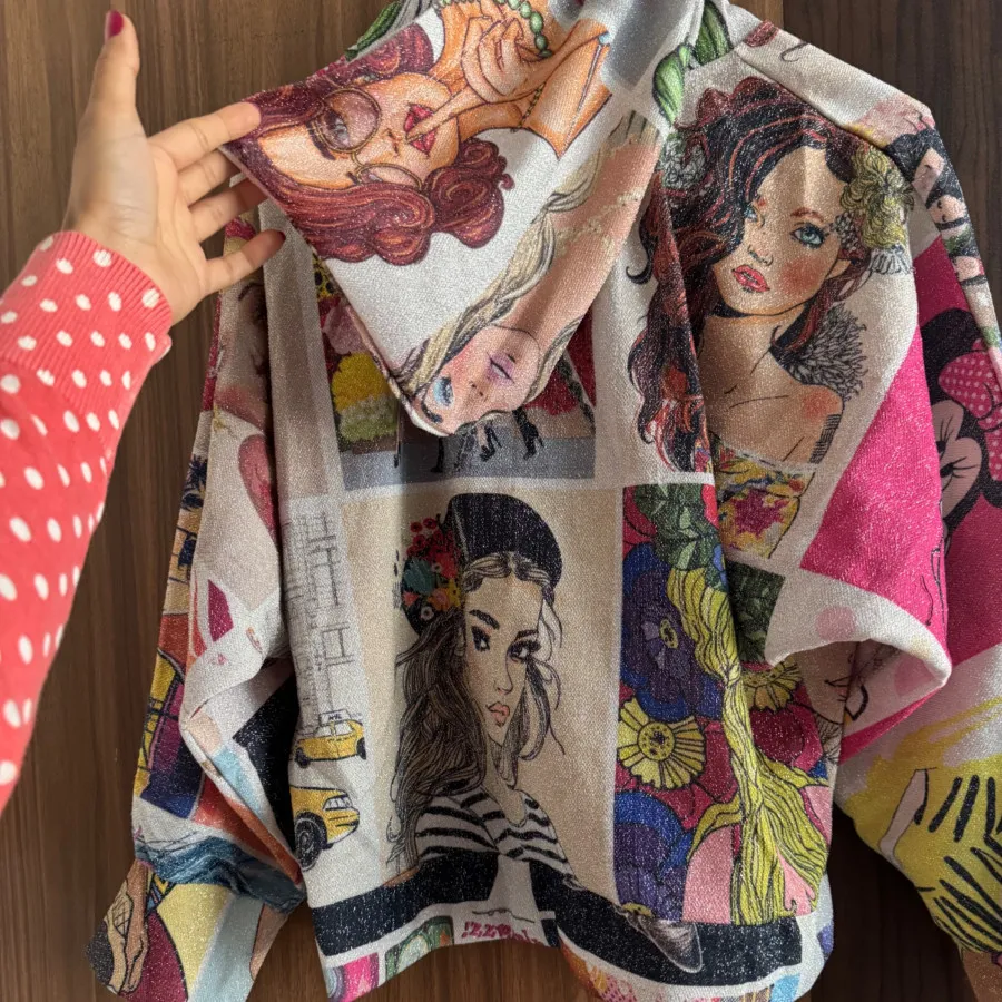 هودی کلاه دار عروسکی فری