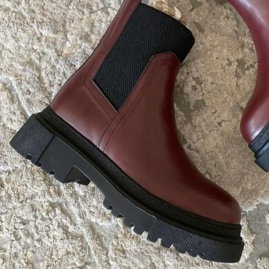 نیم بوت کشدار آلبالویی