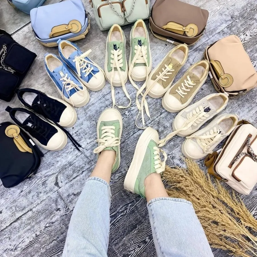 کفش اسپرت دخترانه