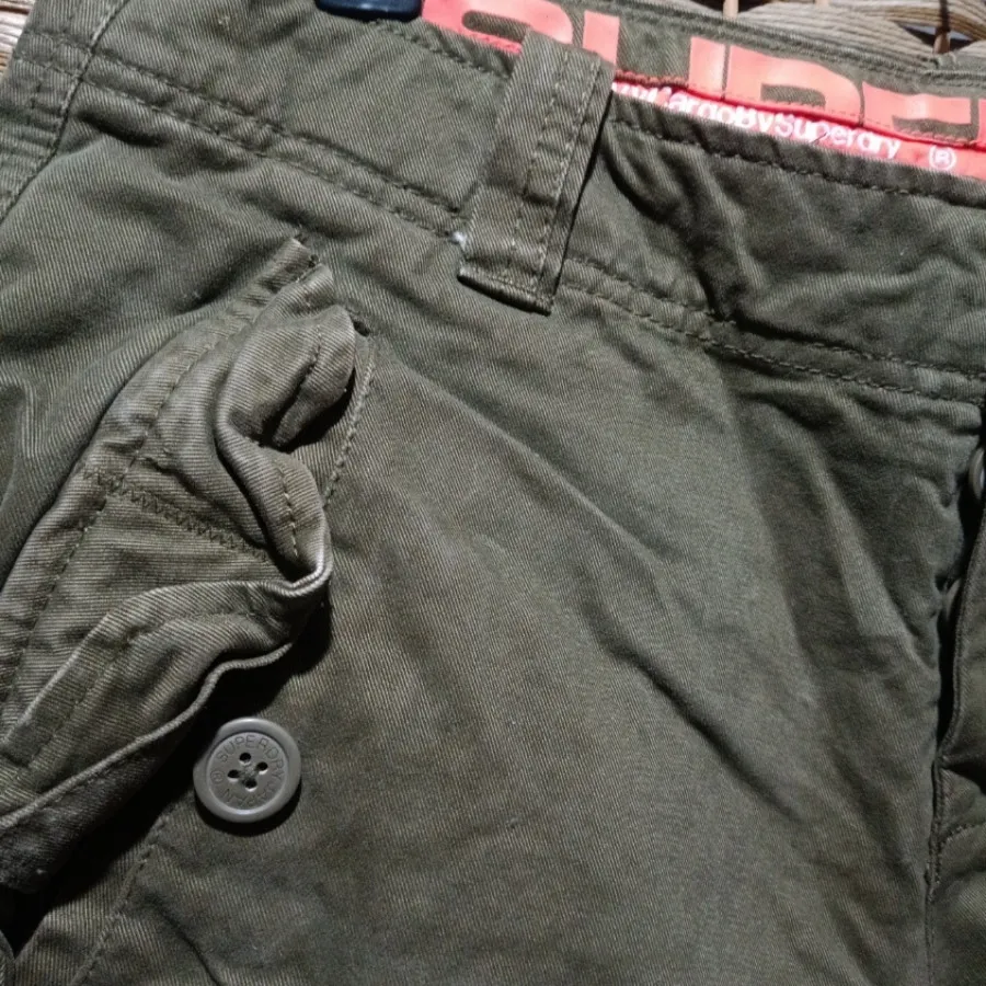 شلوارک اسپرت سبز کتان