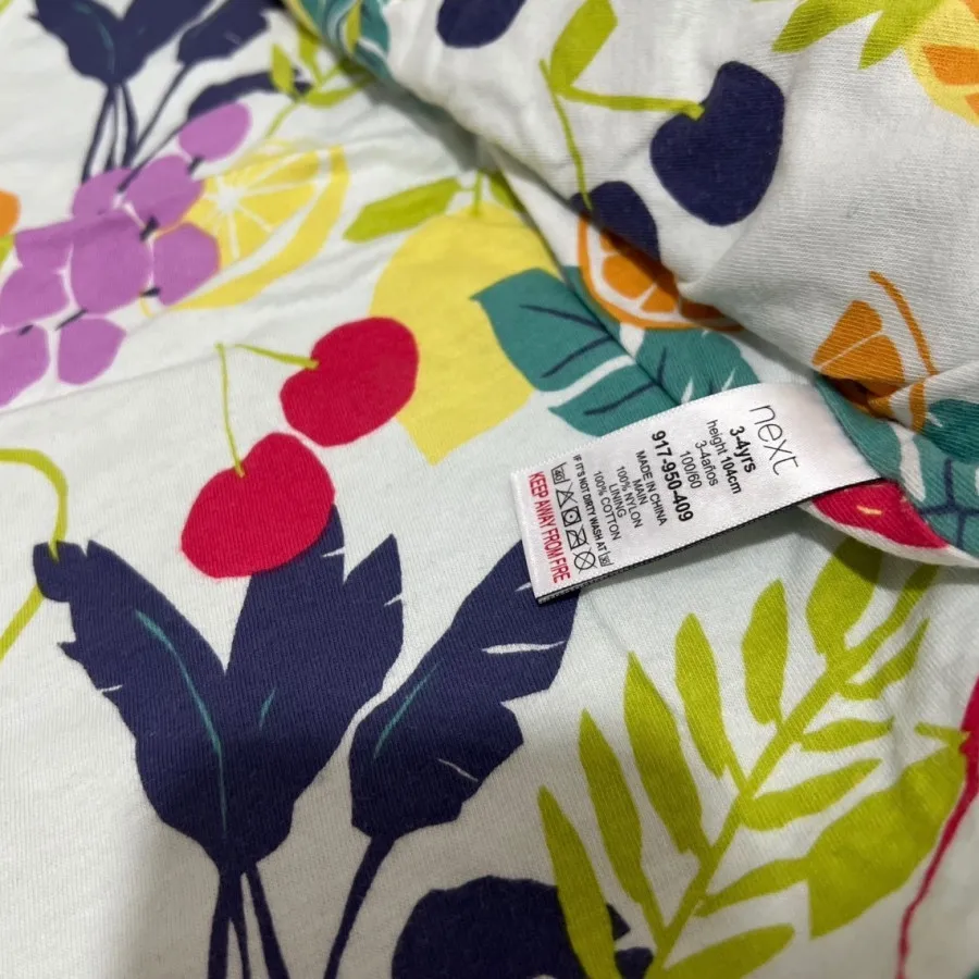 کاپشن دخترانه نکست